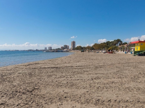 ADOSADOS DE NUEVA CONSTRUCCIÓN EN SANTIAGO DE LA RIBERA