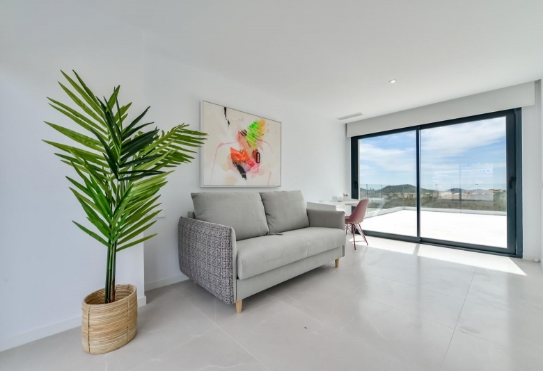 FABULOSO ÁTICO EN RESIDENCIAL DE LUJO CON VISTAS AL MAR EN FINESTRAT.