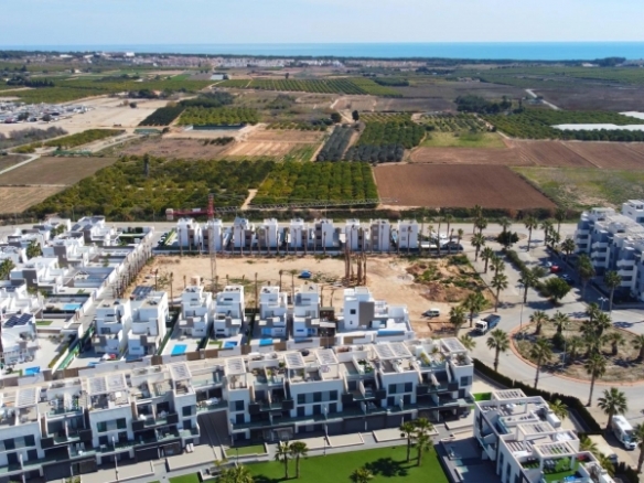 ÁTICO DE NUEVA CONSTRUCCION EN EL RASO, GUARDAMAR DEL SEGURA