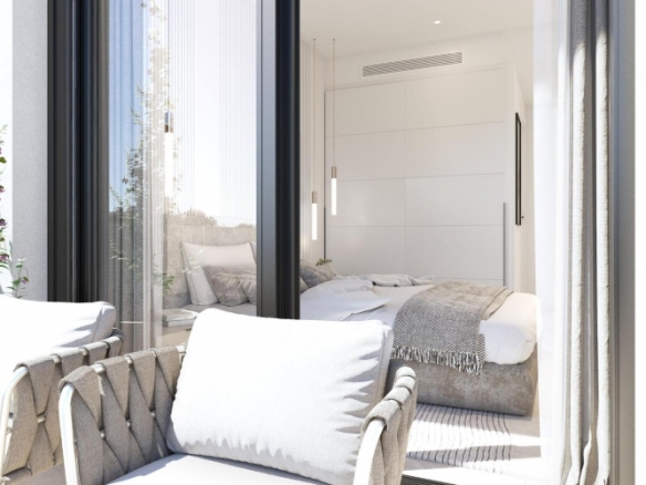 BUNGALOW DE PLANTA ALTA CON 2 DORM. CON VISTAS A LA LAGUNA ROSA EN LOS BALCONES(TORREVIEJA)