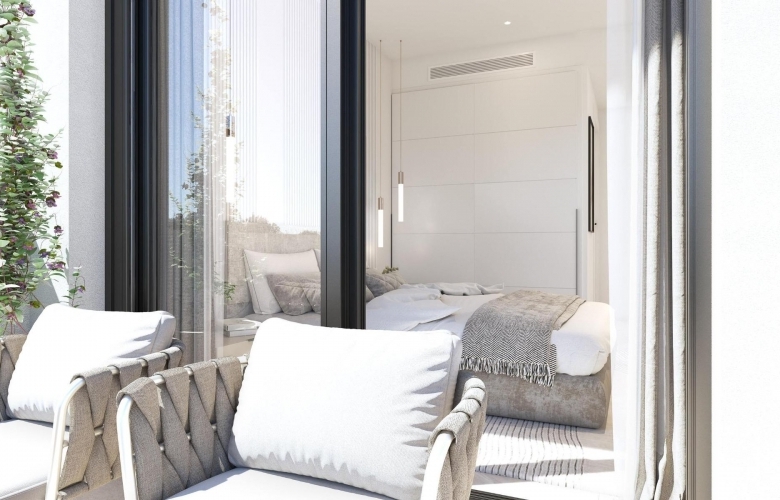 BUNGALOW DE PLANTA ALTA CON 2 DORM. CON VISTAS A LA LAGUNA ROSA EN LOS BALCONES(TORREVIEJA)