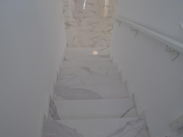 VILLA DE ESTILO TRADICIONAL DE NUEVA CONSTRUCCIÓN DE 4 DORMITORIOS EN PINOSO