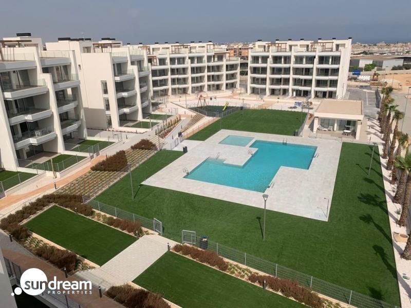 ÁTICO DE NUEVA CONSTRUCCIÓN DE 2 DORMITORIOS EN VILLAMARTIN