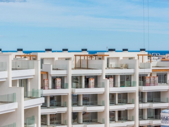ÁTICO DE NUEVA CONSTRUCCIÓN DE 2 DORMITORIOS EN VILLAMARTIN