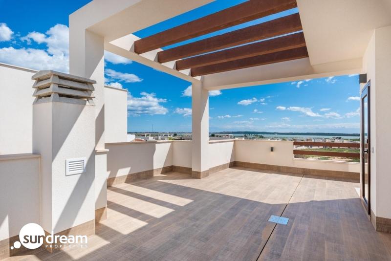 Villa a la venta con piscina privada en Ciudad Quesada-Rojales