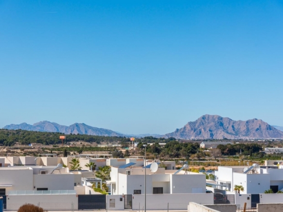 APARTAMENTO DE NUEVA CONSTRUCCIÓN EN PLANTA BAJA DE 4 DORM.EN BENIJÓFAR
