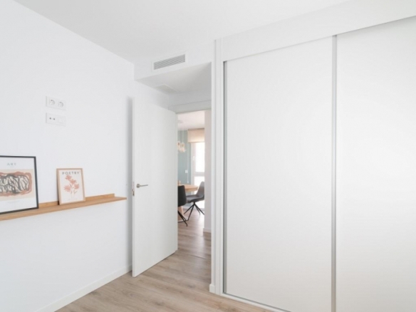 VILLA INDEPENDIENTE DE 4 DORM.CON PISCINA PRIVADA EN FINESTRAT.