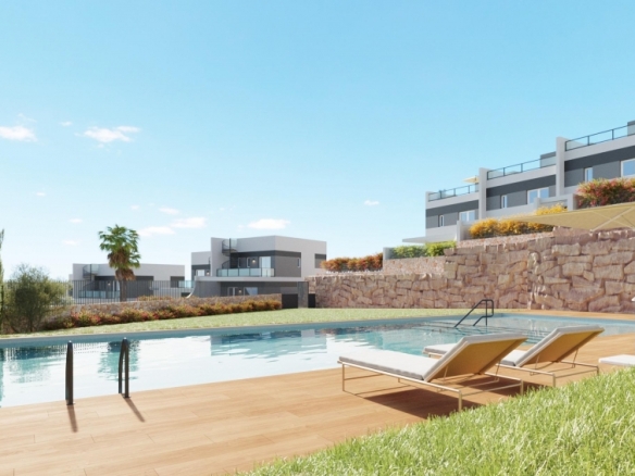 VILLA INDEPENDIENTE DE 4 DORM.CON PISCINA PRIVADA EN FINESTRAT.