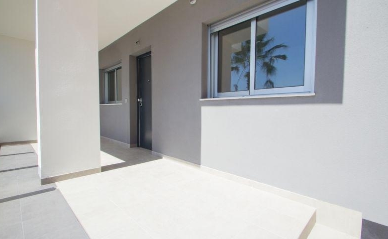 APARTAMENTO DE NUEVA CONSTRUCCIÓN CON 2 DORM EN ORIHUELA COSTA