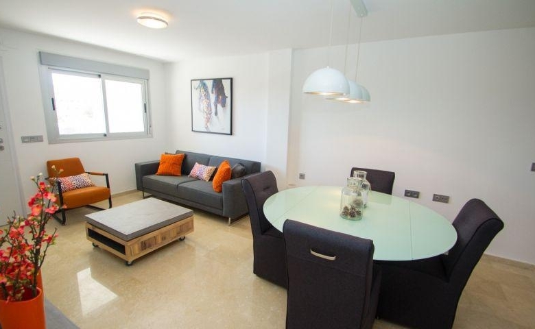 APARTAMENTO DE NUEVA CONSTRUCCIÓN CON 2 DORM EN ORIHUELA COSTA