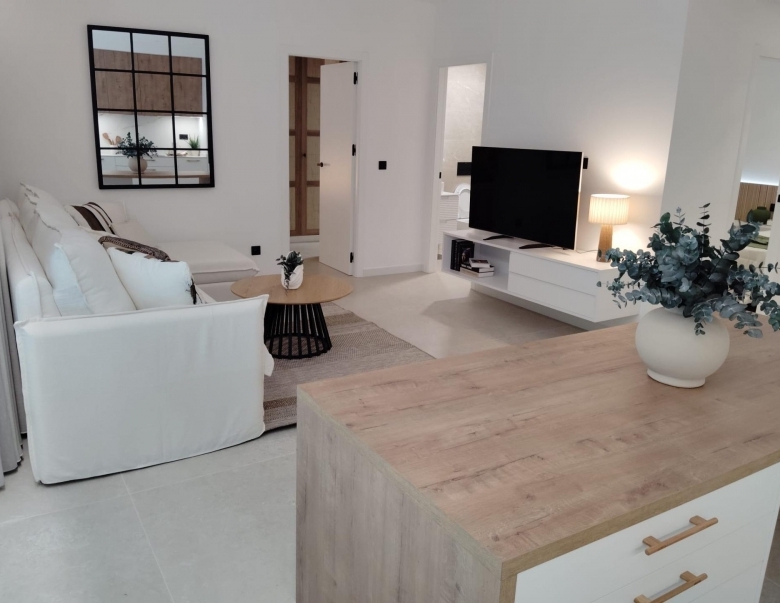 VILLA DE NUEVA CONSTRUCCIÓN CON 3 DORM. EN TORRE DE LA HORADADA