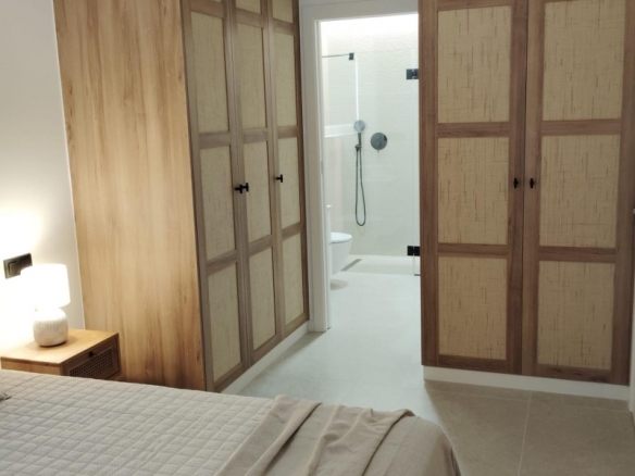 VILLA DE NUEVA CONSTRUCCIÓN CON 3 DORM. EN TORRE DE LA HORADADA