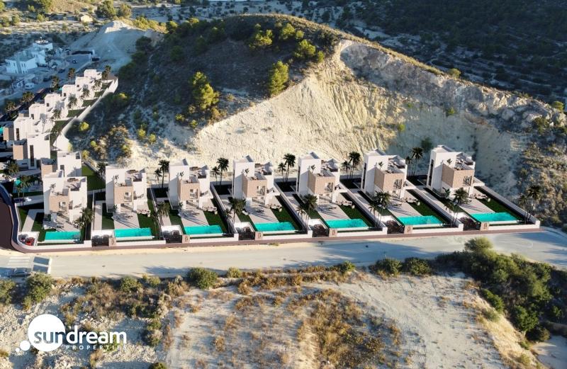 g_39972-13-28 MAGNIFICA VILLA DE NUEVA CONSTRUCCIÓN DE 3 DORM.EN FINESTRAT