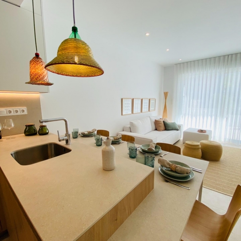 APARTAMENTO EN PLANTA BAJA DE 3 DORM. EN PILAR DE LA HORADADA