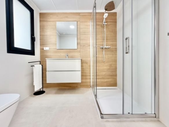 Adosados en venta en Cox con piscina comunitaria