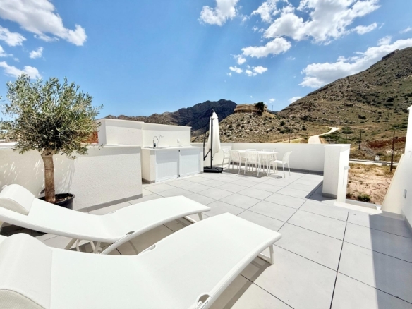 Adosados en venta en Cox con piscina comunitaria