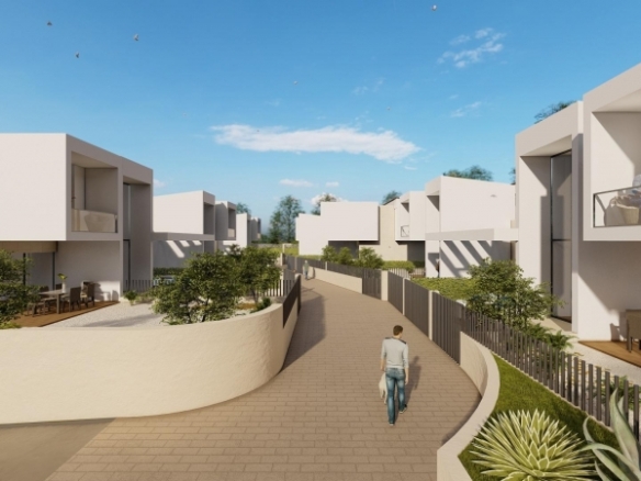 Chalet independiente con piscina privada en La Nucia
