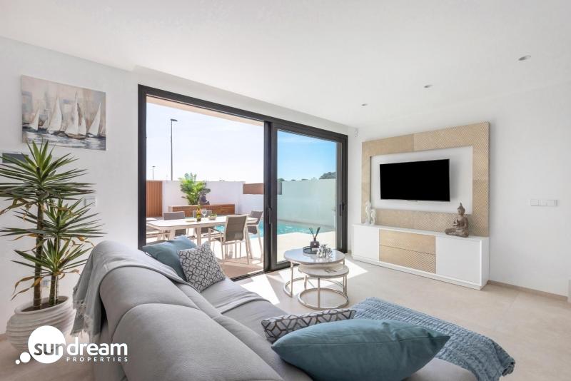 g_40000-11-3 Villa a la venta con piscina privada en San Javier