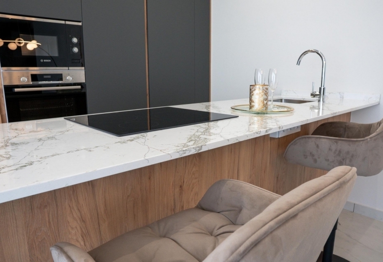 Chalet independiente en una sola planta con piscina privada a la venta en Ciudad Quesada(Alicante).