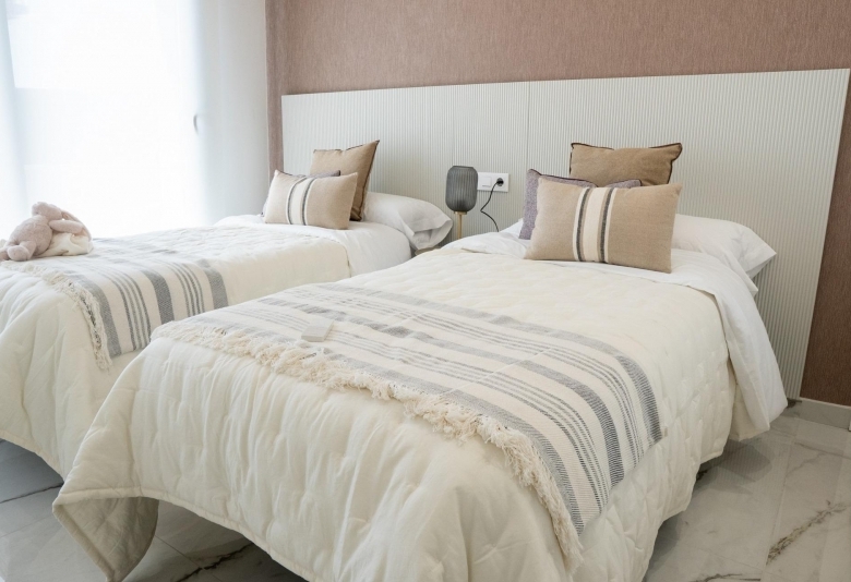 Chalet independiente en una sola planta con piscina privada a la venta en Ciudad Quesada(Alicante).