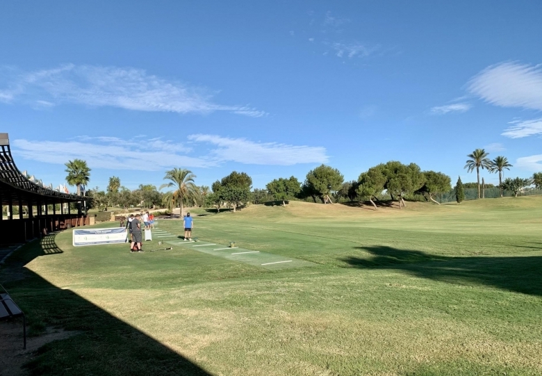 Bungalow de planta baja de 3 dormitorios a la venta en Roda Golf.