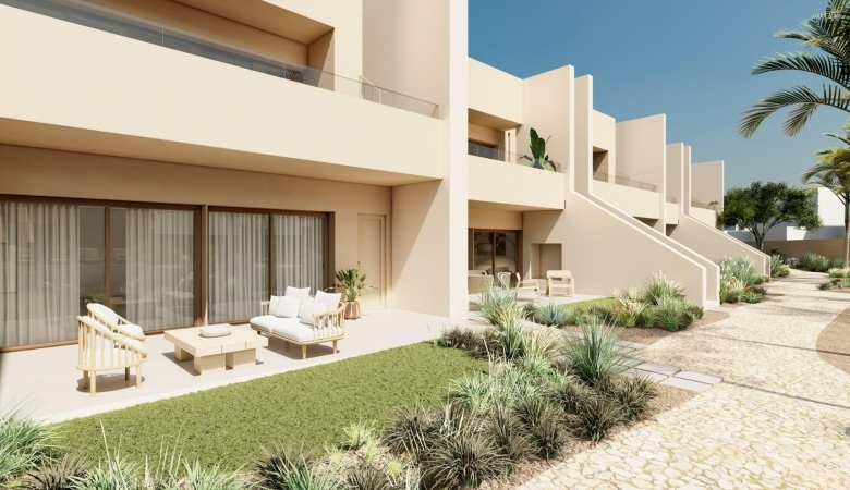 Bungalow de planta baja de 3 dormitorios a la venta en Roda Golf.