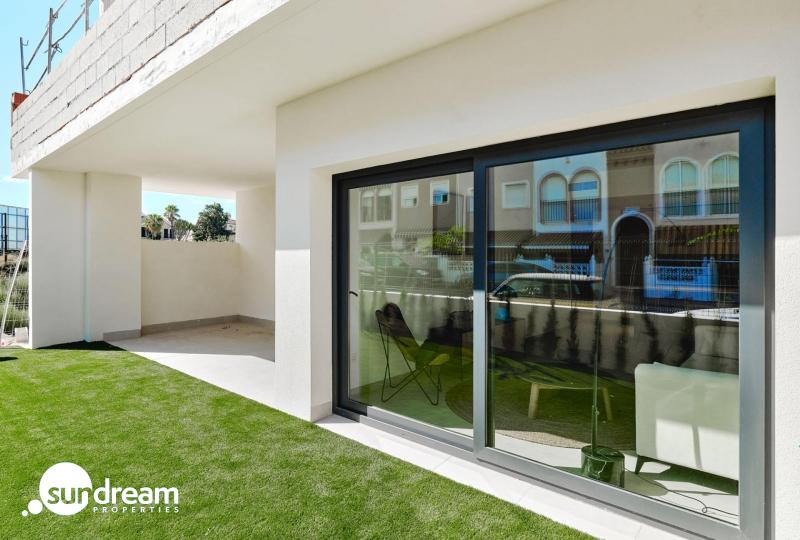 g_40093-16-1 Bungalow de planta baja a la venta cerca del mar en La Veleta(Torrevieja)