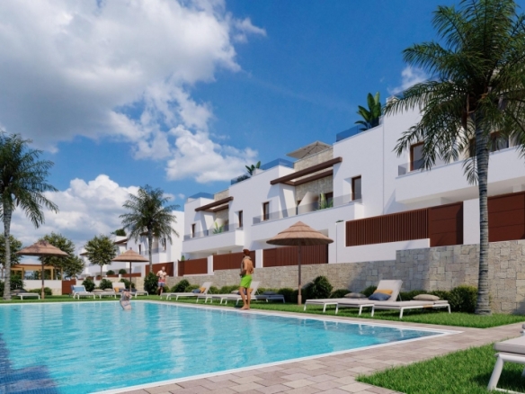 Adosado de 3 dormitorios de nueva construcción en Golf Resort, Orihuela