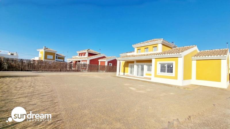 Villa de una planta con 3 dormitorios y amplia parcela a partir de 500 m² a la venta en Lorca(Murcia