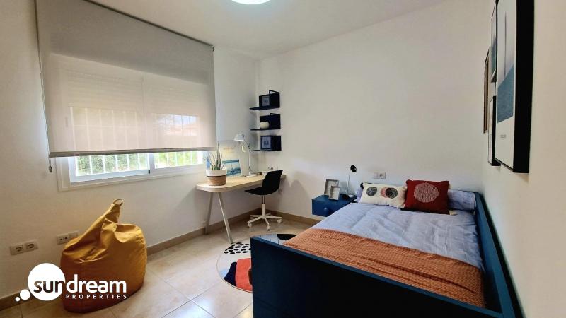 g_40155-4-5 Villa de 4 dormitorios de nueva construcción con solarium y gran parcela en Lorca