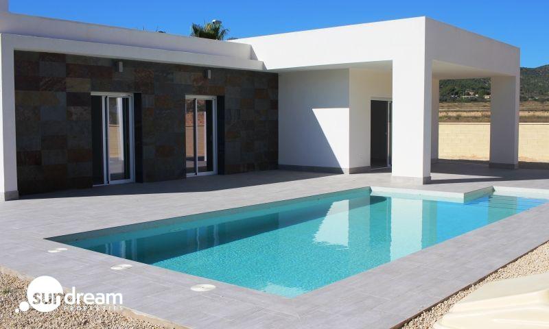 VILLA MODERNA DE NUEVA CONSTRUCCIÓN DE 3 DORMITORIOS Y PISCINA PRIVADA  EN LA ROMANA(ALICANTE)
