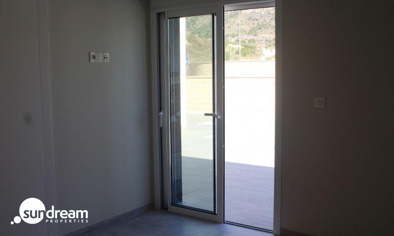 g_40168-3-6 VILLA MODERNA DE NUEVA CONSTRUCCIÓN DE 3 DORMITORIOS Y PISCINA PRIVADA EN LA ROMANA(ALICANTE)