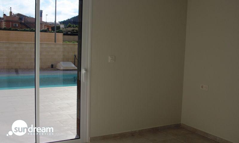 g_40168-3-9 VILLA MODERNA DE NUEVA CONSTRUCCIÓN DE 3 DORMITORIOS Y PISCINA PRIVADA EN LA ROMANA(ALICANTE)