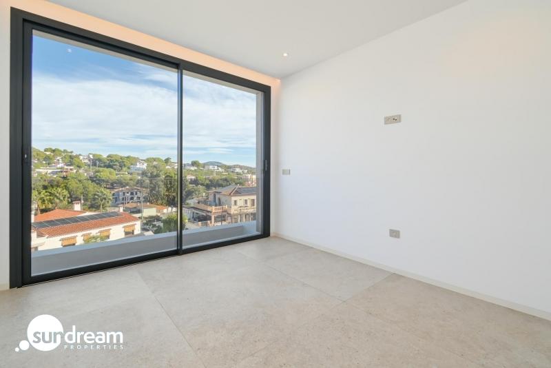 VILLA DE LUJO CON VISTAS AL MAR A LA VENTA EN BENISSA