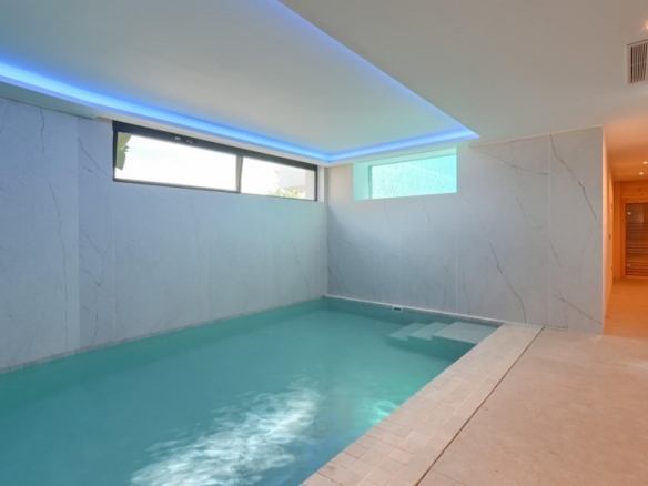 VILLA DE LUJO CON VISTAS AL MAR A LA VENTA EN BENISSA
