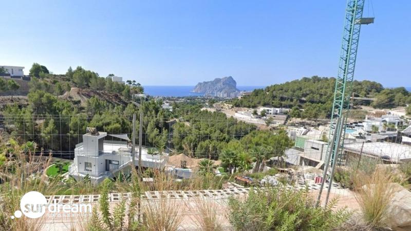 Villa de lujo de 4 dormitorios a la venta con vistas al mar en Benissa Costa