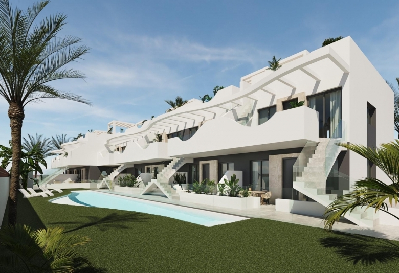Bungalow de planta baja de 3 dormitorios a la venta en Pilar de la Horadada
