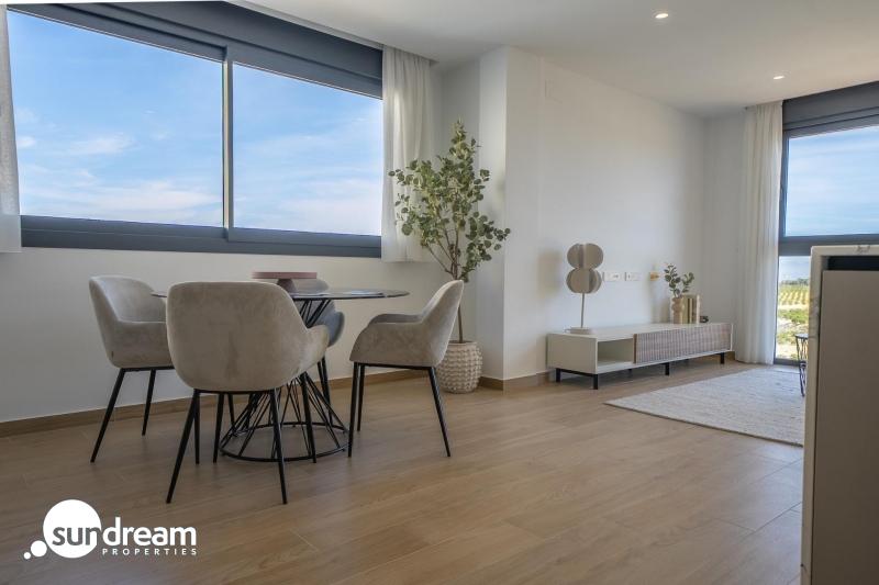 Villa obra nueva venta con piscina La Finca Golf Algorfa