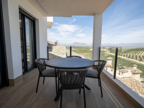 Villa en venta obra nueva en La Finca Golf Algorfa