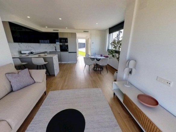 Villa en venta obra nueva en La Finca Golf Algorfa