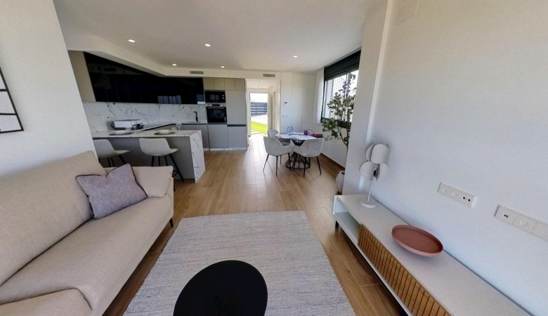 Villa en venta obra nueva en La Finca Golf Algorfa