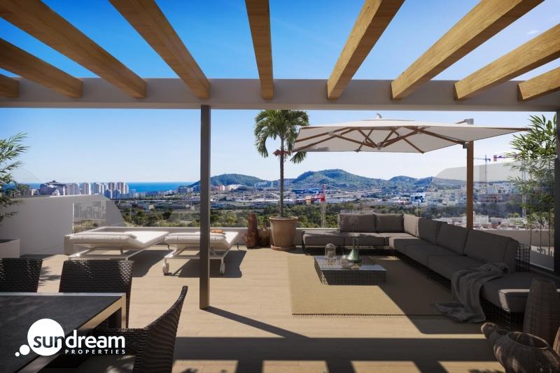 Ático en venta obra nueva garaje y piscina en Finestrat