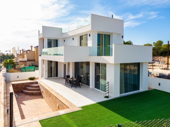 Piso obra nueva en venta con piscina en Orihuela Costa
