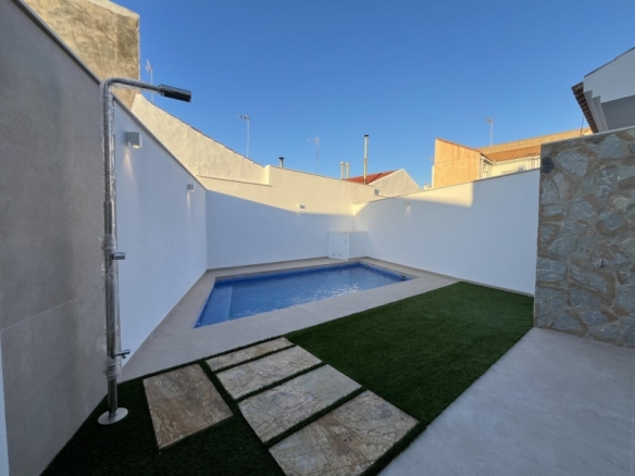 Villa obra nueva en venta zona playa San Pedro Pinatar
