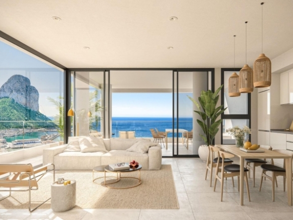 Ático en venta obra nueva con piscina y garaje en Calpe