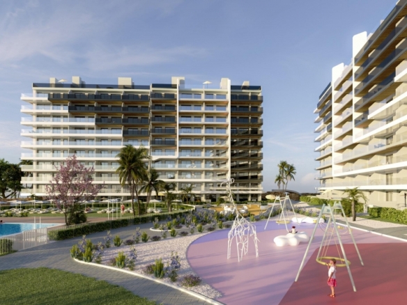 Piso en venta con piscina en Punta Prima Torrevieja