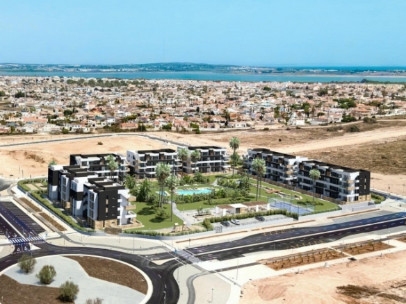 Ático en venta con garaje en La Siesta Torrevieja