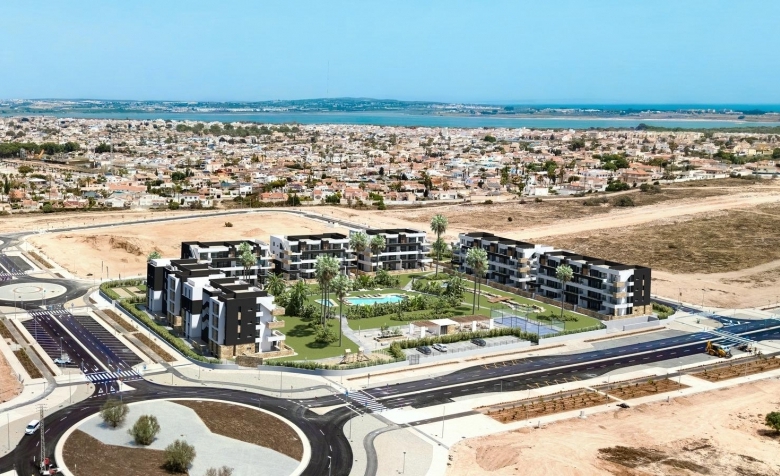 Ático en venta con garaje en La Siesta Torrevieja