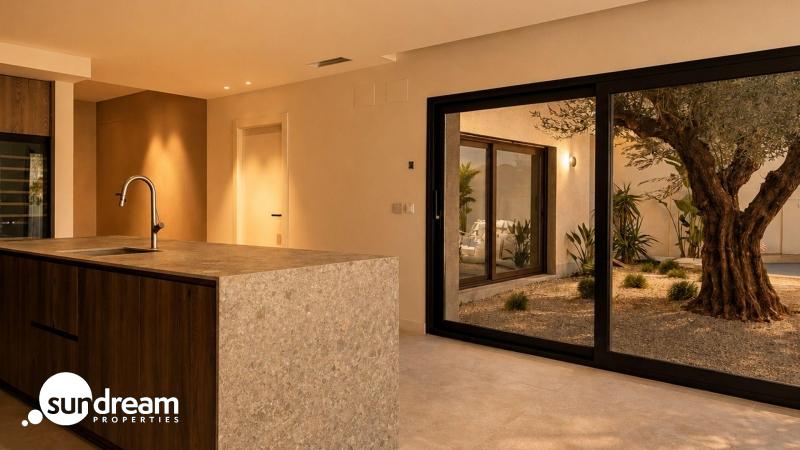Villa de lujo con 4 dormitorios y piscina privada en la urbanización La Marina, San Fulgencio