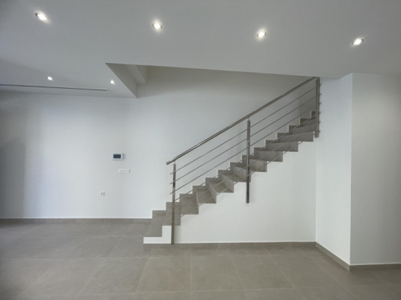 Villa de 3 dormitorios y piscina privada en venta en Las Heredades, Costa Blanca